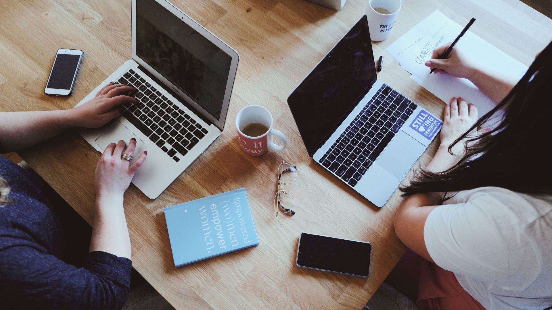 I will be your personal virtual assistant and social media manager